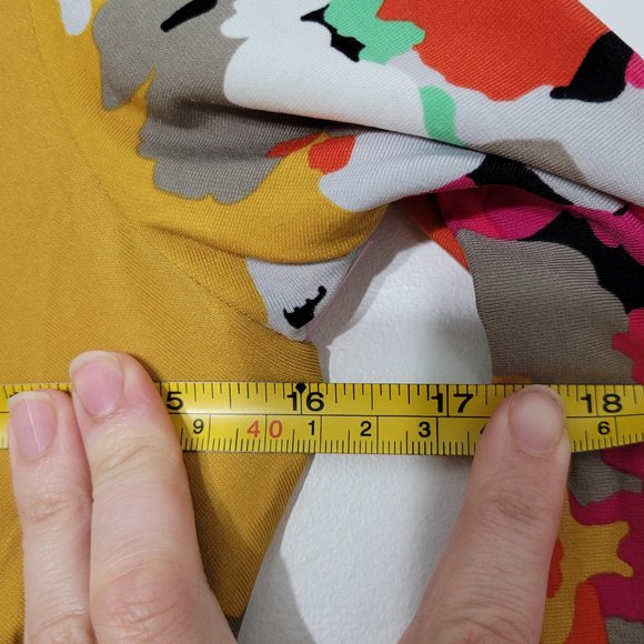 BCBGMaxazria A-Line Ruched Front Midi Dress 3/4 Sleeve Womens Floral V-Neck S - Picture 9 of 9